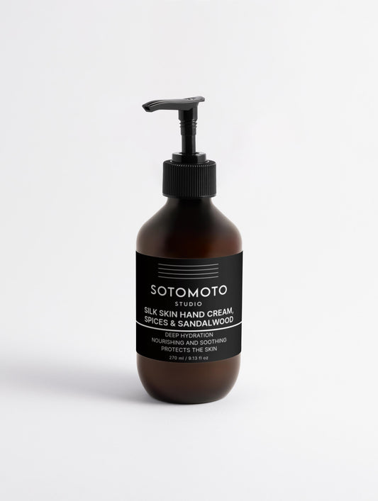 Silk Skin Hand Cream – luxuriöse Handcreme mit würzigem Sandelholzduft